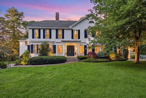 31 B0yles Street, Beverly, MA, 01915 | Card Image