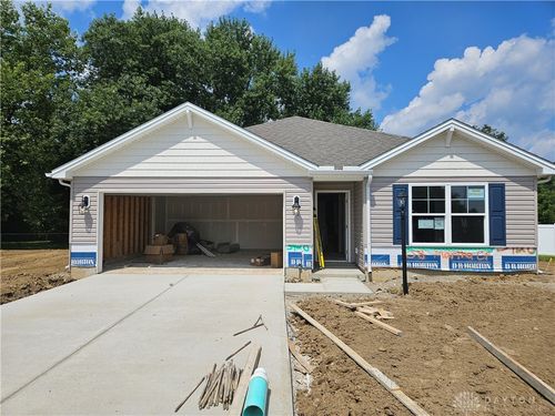 108 Martha Ct, Eaton, OH, 45320-1389 | Card Image