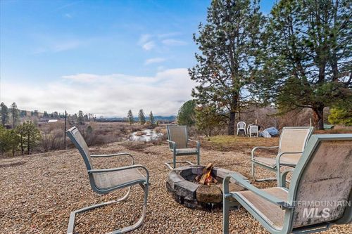 90 Messick Ln, Garden Valley, ID, 83622-8025 | Card Image