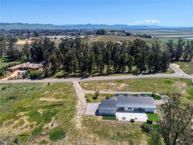 1580 Camino Mariposa, House other with 3 bedrooms, 3 bathrooms and 3 parking in Nipomo CA | Image 62