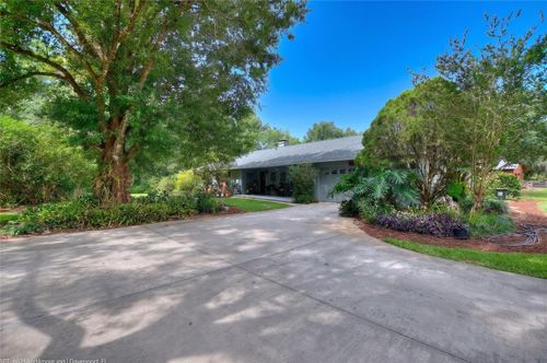 7 Lake Arrowhead Dr, Winter Haven, FL, 33880-1054 | Card Image