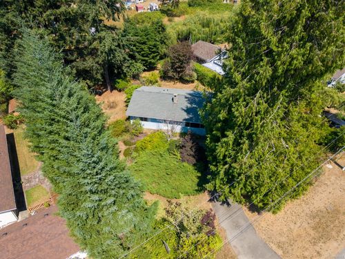 2611 Bruce Rd, Duncan, BC, V9L6L4 | Card Image