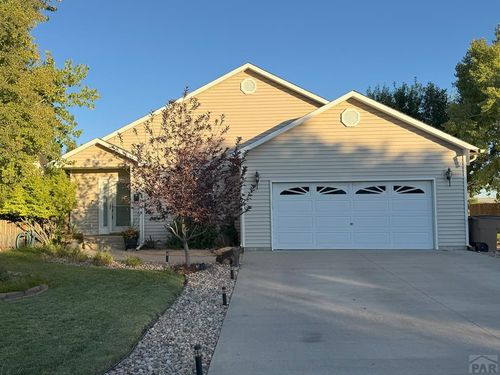 24 Chaparral Cir, La Junta, CO, 81050-3801 | Card Image