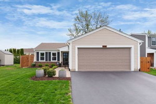 5045 Rochester Dr, Hoffman Estates, IL, 60010-5623 | Card Image