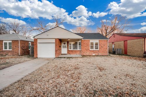 2320 S Alameda Pl, Wichita, KS, 67211 | Card Image