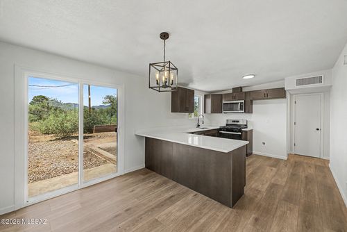 2453 N Calle Quinto, Huachuca City, AZ, 85616 | Card Image