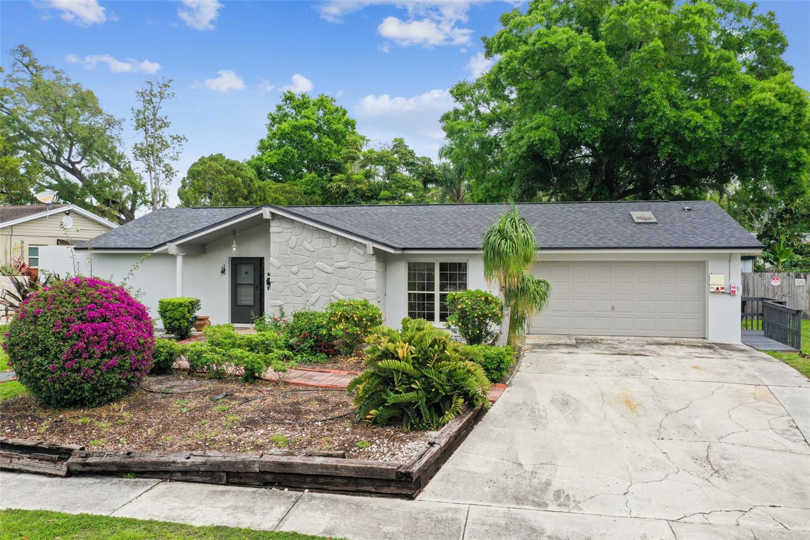 Pat Blvd, Tampa, FL 33615