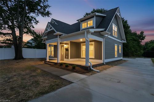 213 S English St, Greensboro, NC, 27401-3647 | Card Image
