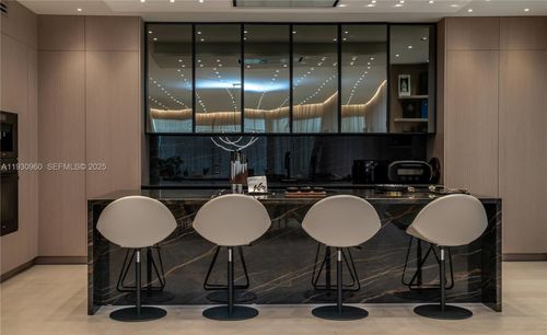 4a-10101 Collins Ave, Bal Harbour, FL, 33154-1639 | Card Image
