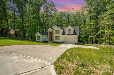 606 Saint Cloud Drive, House other with 4 bedrooms, 3 bathrooms and null parking in Statesville NC | Image 2