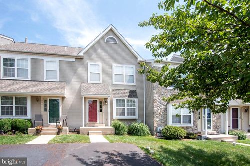 652 Longwood Rd, COLLEGEVILLE, PA, 19426-3536 | Card Image