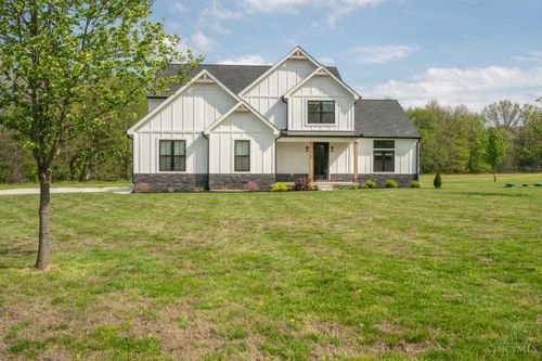 2668 Harry A Hill Dr, Bethel, OH, 45106-8242 | Card Image