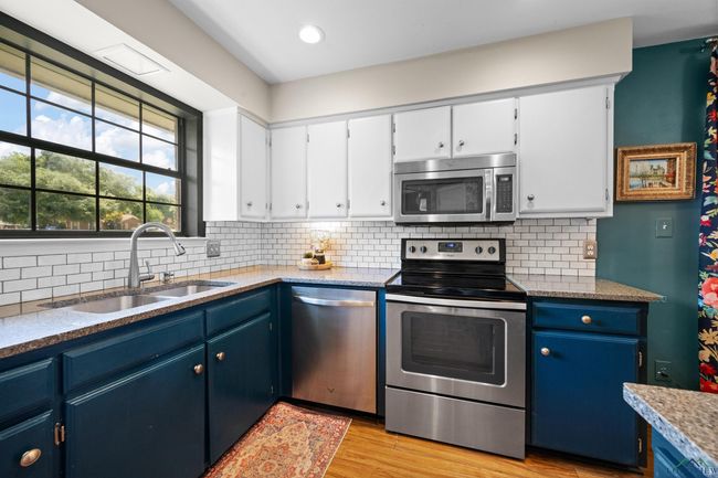 1105 Sequoia Cir, House other with 4 bedrooms, 2 bathrooms and null parking in Kilgore TX | Image 6