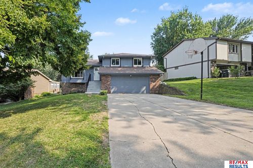 3323 S 158th St, Omaha, NE, 68130-1930 | Card Image