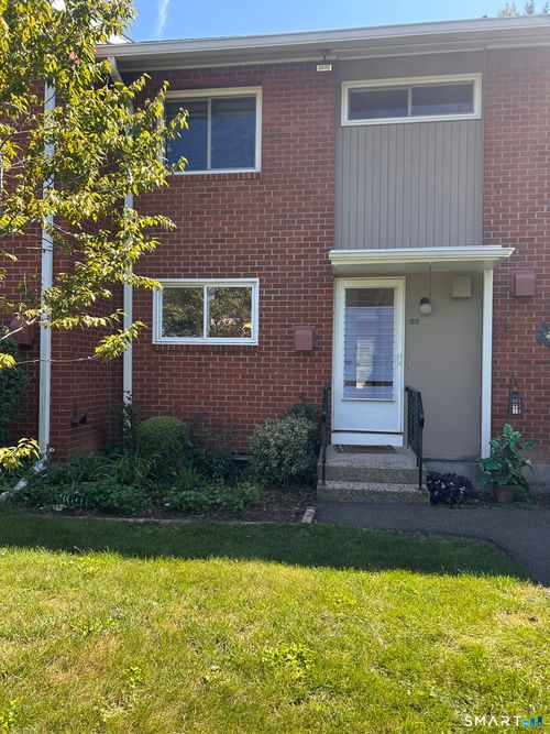 122 Centerbrook Road, Hamden, CT, 06518 | Card Image