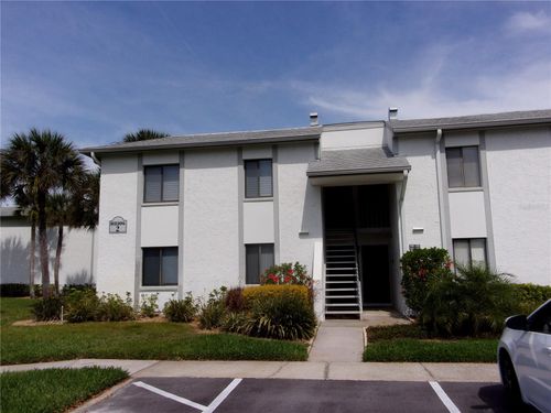 132 E Cypress Court, OLDSMAR, FL, 34677 | Card Image
