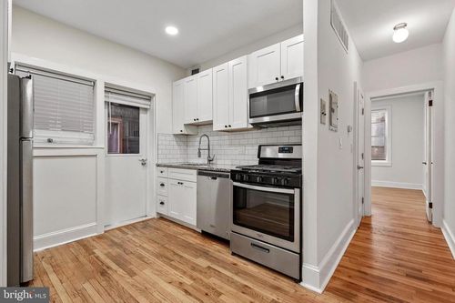unit-215-336 Lombard Street, PHILADELPHIA, PA, 19147 | Card Image