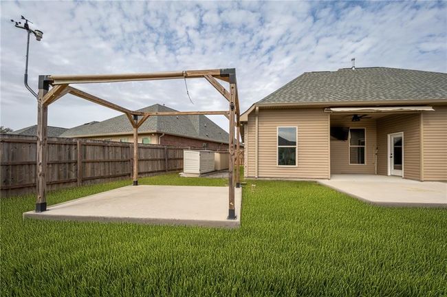 Pergola (Cover is at the property and will stay with the property) | Image 27