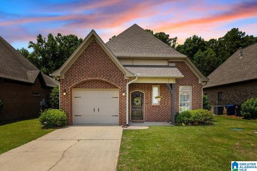 1220 Overlook Dr, TRUSSVILLE, AL, 35173-3850 | Card Image