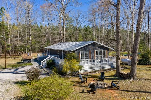 185 N Holiday Dr, Macon, NC, 27551-9208 | Card Image