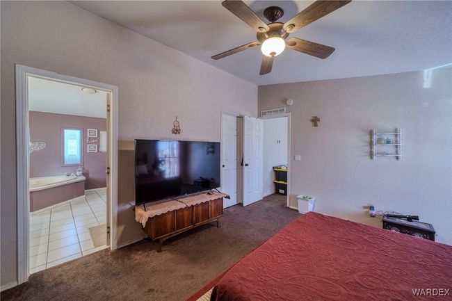Master Bedroom | Image 32