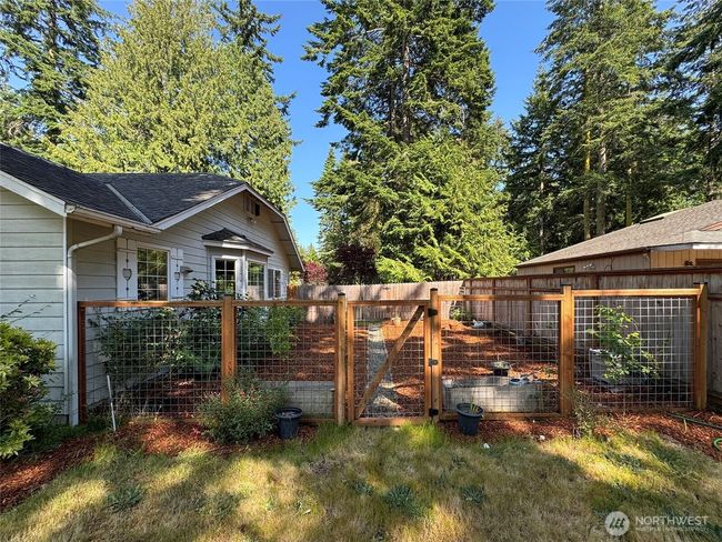 42 Charles Way, House other with 3 bedrooms, 2 bathrooms and 2 parking in Sequim WA | Image 33