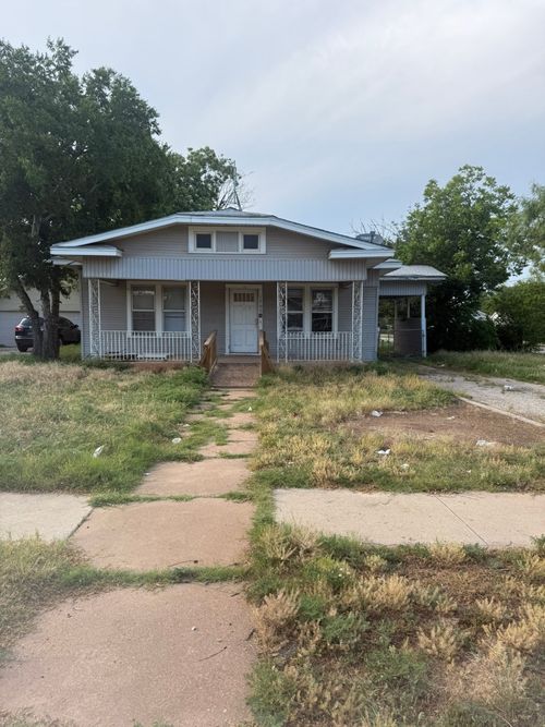 1702 Sandefer St, Abilene, TX, 79603-2715 | Card Image