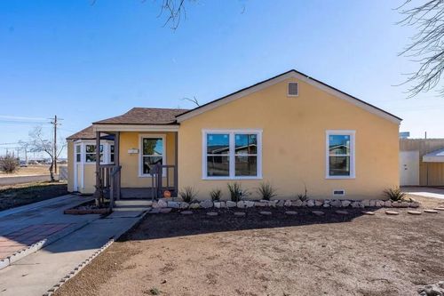 208 N Gillis St, Fort Stockton, TX, 79735-6529 | Card Image