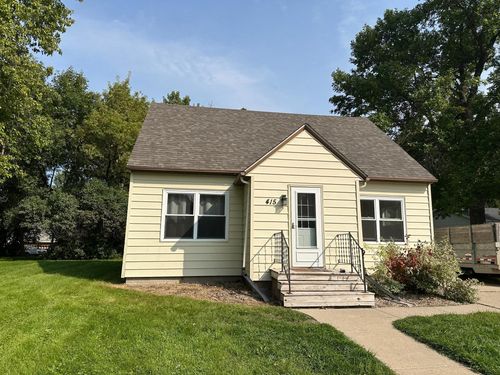 415 Lake St, Lake Park, MN, 56554-4202 | Card Image