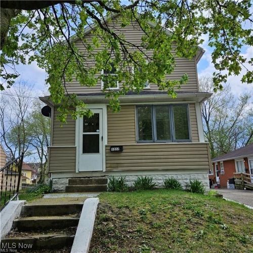 1222 Florida Ave, Akron, OH, 44314-2212 | Card Image