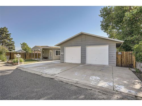 9118 N Moselle Ct, Federal Heights, CO, 80260-6166 | Card Image