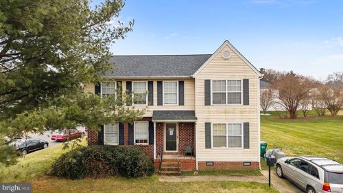 1735 Almond Creek North Ter, Richmond, VA, 23231-4835 | Card Image