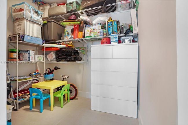 APT-704 - 1155 Brickell Bay Dr, Condo with 3 bedrooms, 2 bathrooms and null parking in Miami FL | Image 42