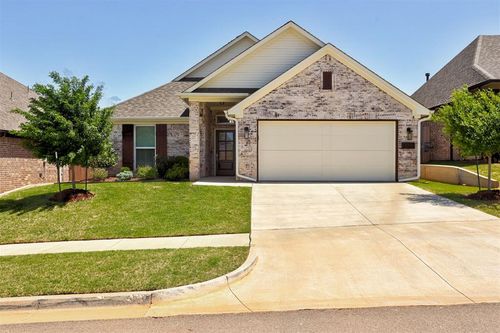 3727 Hardy Dr, Norman, OK, 73069-5087 | Card Image