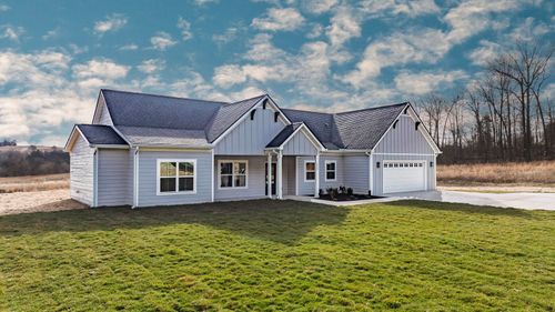 7962 N Lee Hwy, Cleveland, TN, 37312-7302 | Card Image