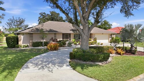 5511 Country Lakes Trl, Sarasota, FL, 34243-3812 | Card Image
