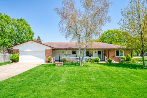3683 Elmwood Ct, Vassar, MI, 48768-9452 | Card Image