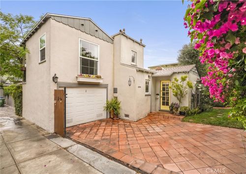 1/2 W 20th, Los Angeles, CA, 90016 | Card Image
