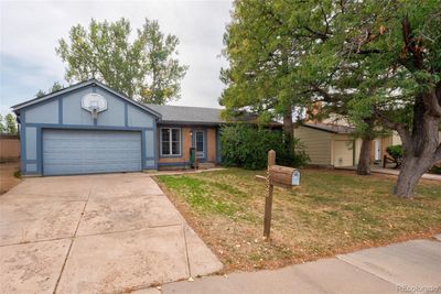 17828 E Mexico Drive, House other with 3 bedrooms, 1 bathrooms and 2 parking in Aurora CO | Image 2