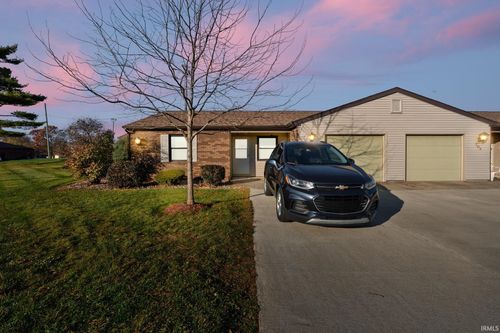 701 Riley Rd, Kendallville, IN, 46755-1213 | Card Image