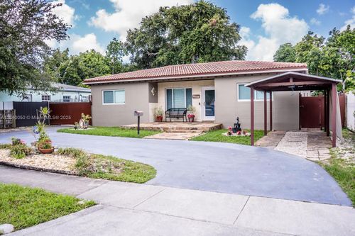 1004 Ne 151st Ter, North Miami Beach, FL, 33162-5827 | Card Image