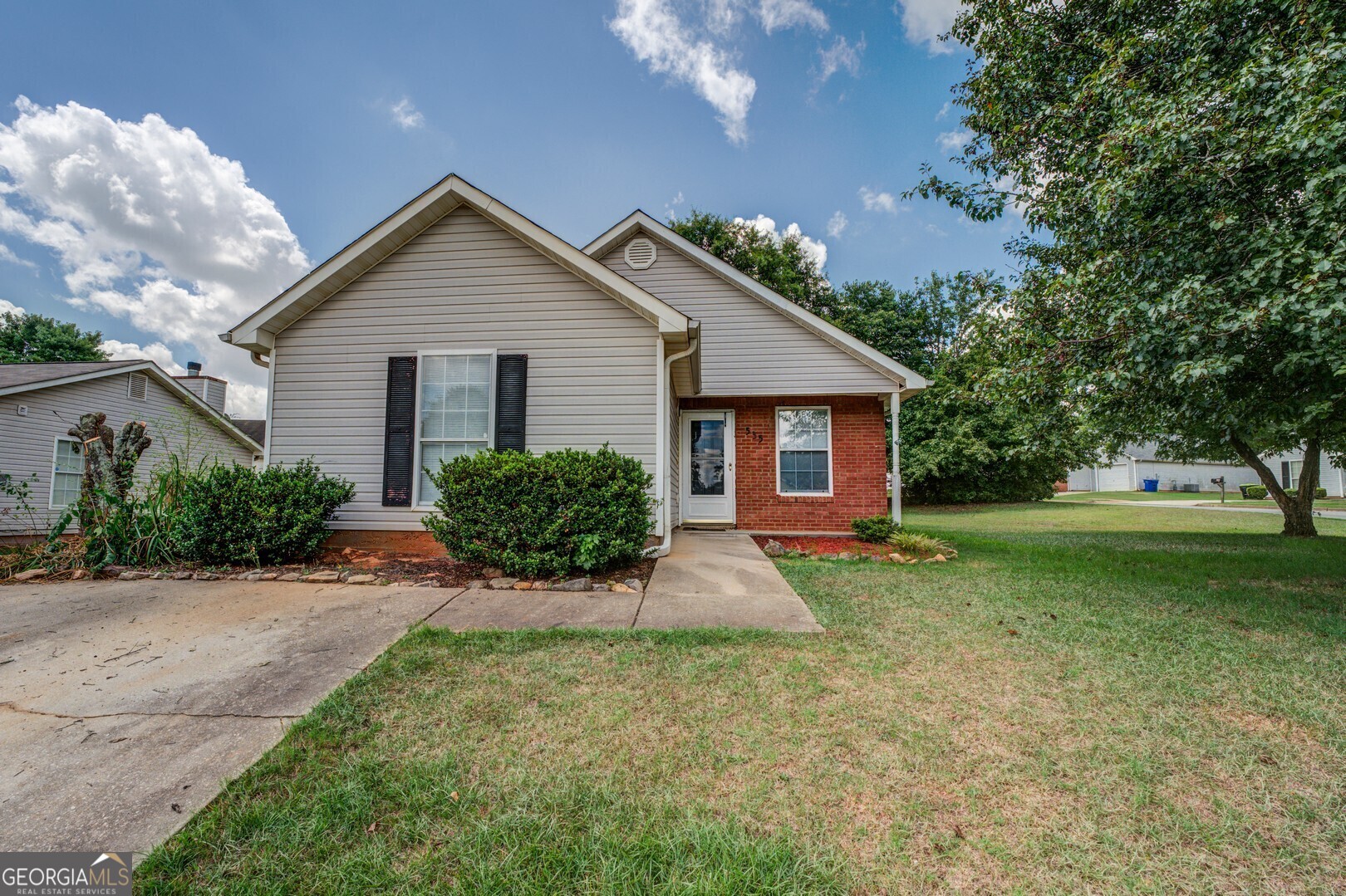 Lakecourt Dr, Mcdonough, GA 30253