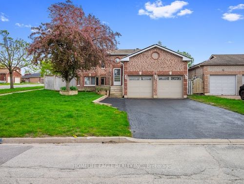 18 Nugent Crt, Barrie, ON, L4N7A9 | Card Image