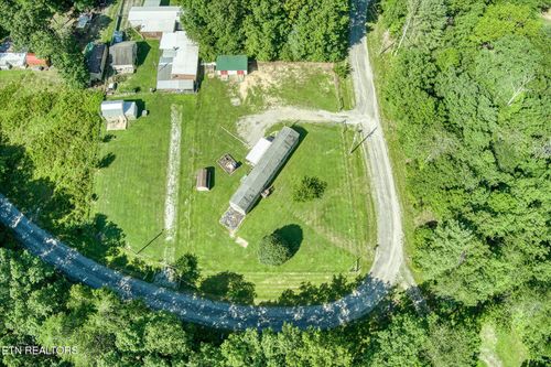 10431053 Sitting Bull Pt, Crossville, TN, 38572 | Card Image