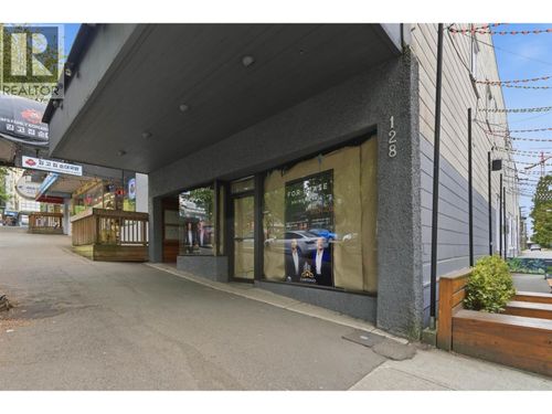 128 Lonsdale Avenue, North Vancouver, BC, V7M2E8 | Card Image