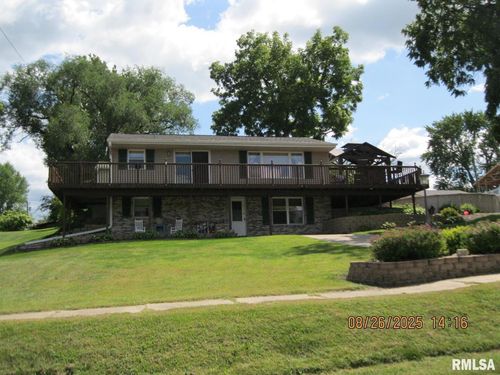 301 N Church St, Albany, IL, 61230-9618 | Card Image