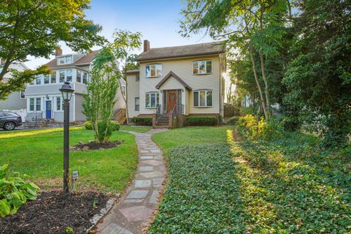 60 Townsend Ave, New Haven, CT, 06512-4024 | Card Image