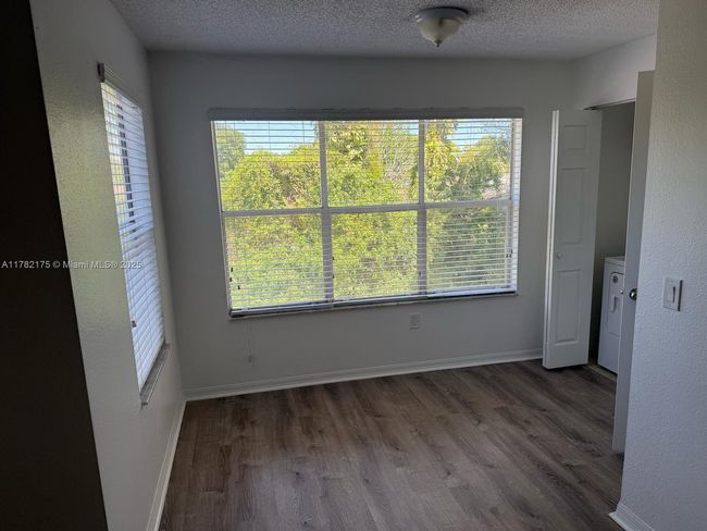 APT-2222 - 1401 Village Blvd, Condo with 2 bedrooms, 1 bathrooms and null parking in West Palm Beach FL | Image 9