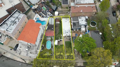 70-07, 70-11 Ditmars Boulevard, New York, NY, 11370 | Card Image