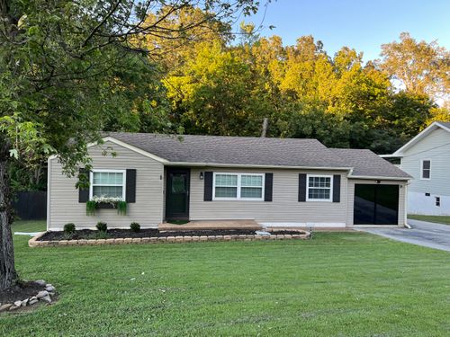 3611 Gleason Dr, East Ridge, TN, 37412-1807 | Card Image